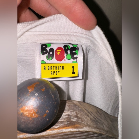 A bathing ape t-shirt - Picture 4 of 4